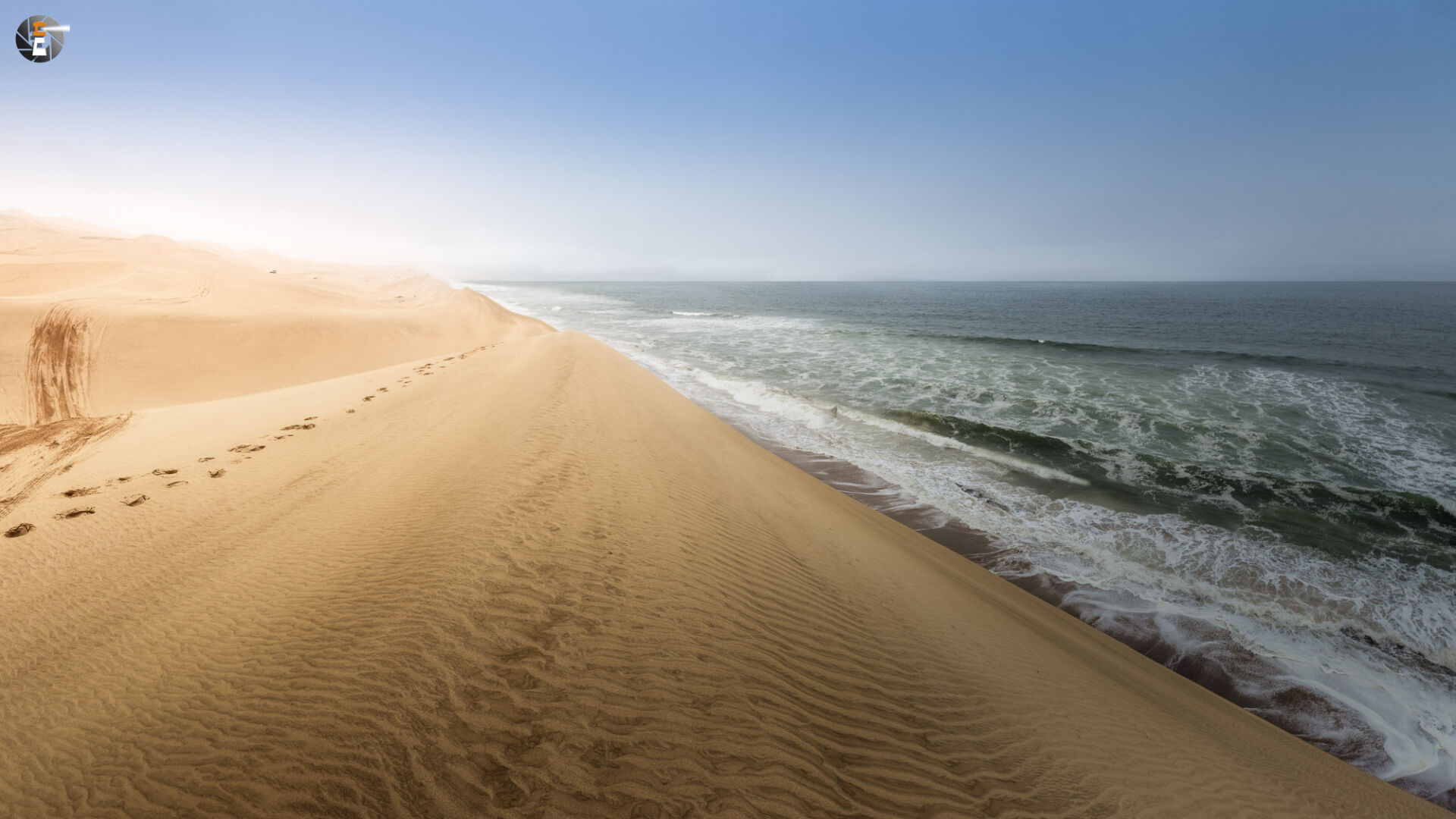 Where the desert meets the ocean