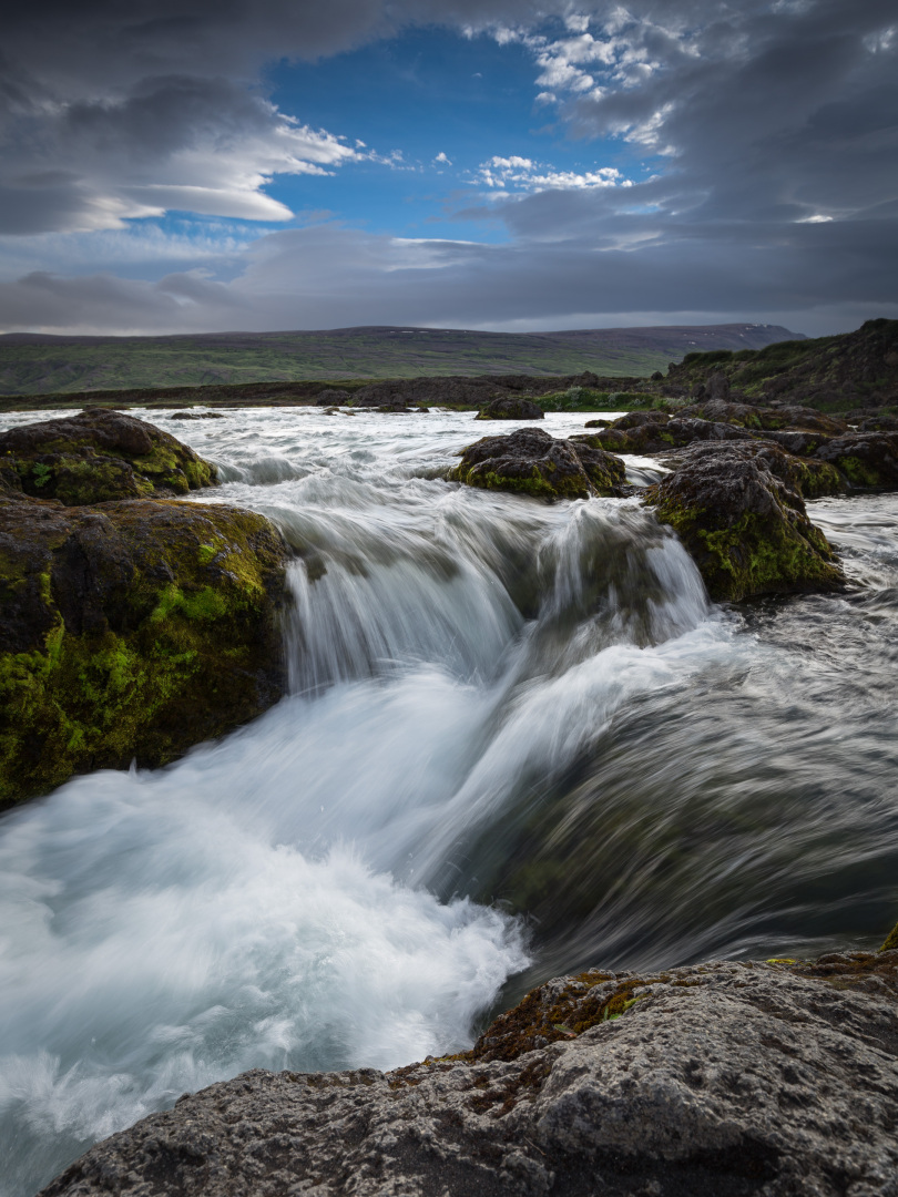Above the water of Goðafoss