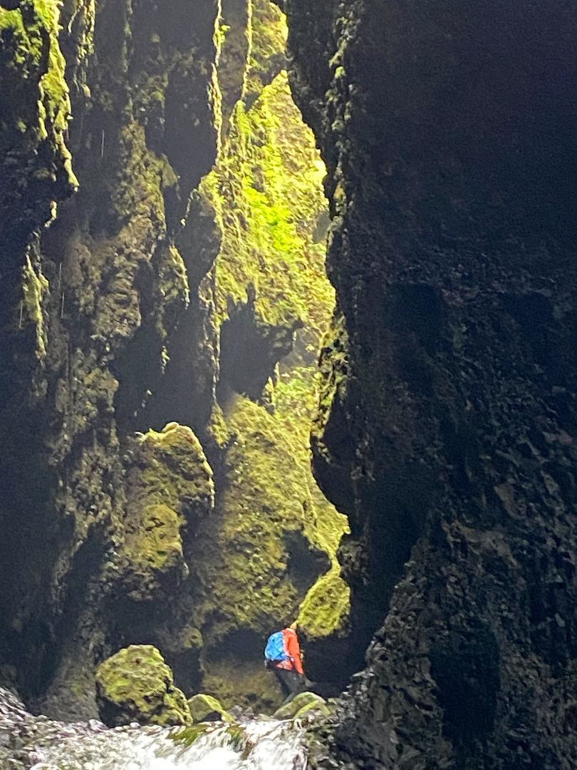 Auf dem Weg zum Nauthúsagil