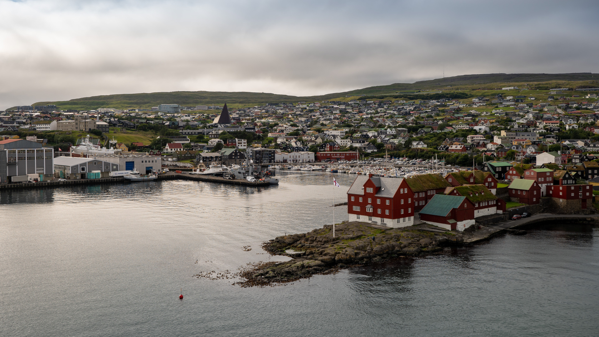 Tórshavn, Blick von der Fähre